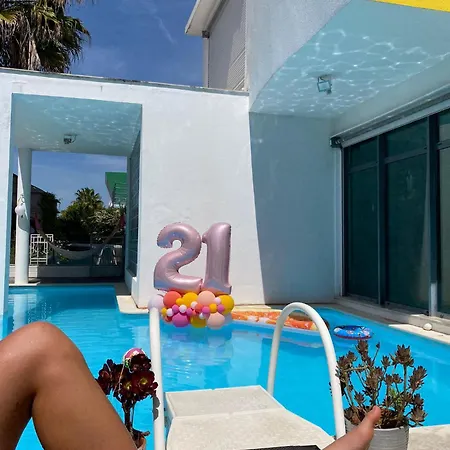 Villa Luxury House